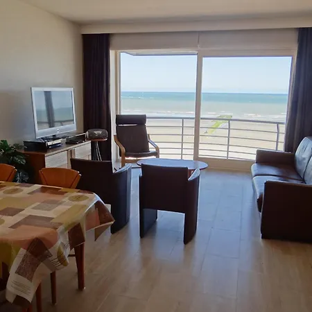 Scorpio Bi 1203 With Frontal Sea View Apartment
